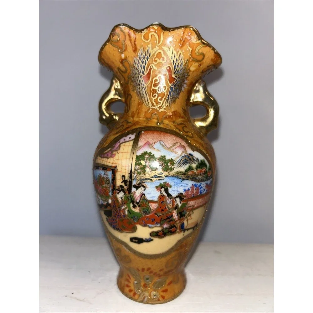 SATSUMA JAPAN VASE, Maranelo Sticker Porcelain Gilt 6